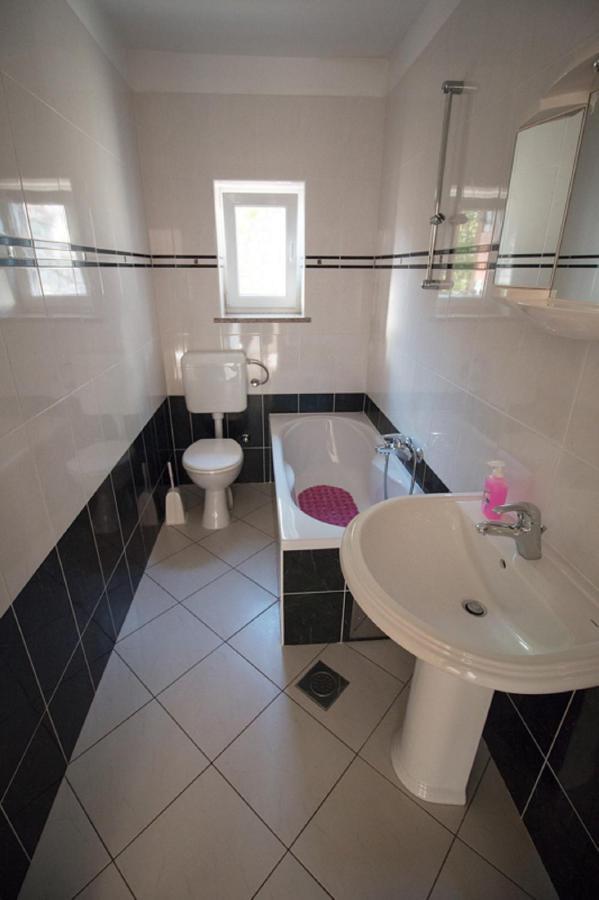 Marijanka Apartamento Sveti Juraj Exterior foto